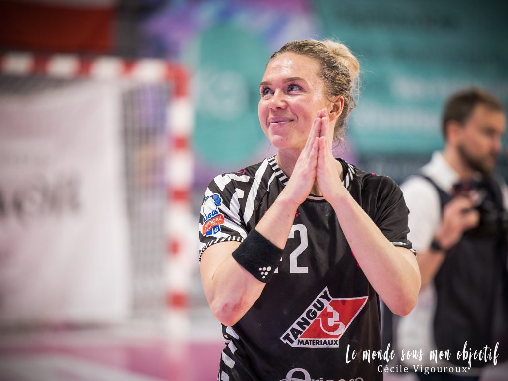 Jenny Carlson prolonge avec le BBH jusqu'en 2024